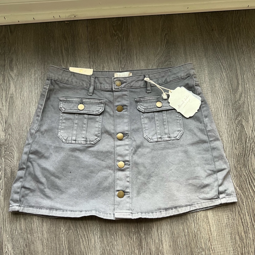Brand new! Altar’d State skirt